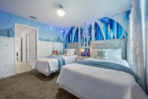 8 dormitoris, planxa i posts de planxar, wifi i roba de llit 