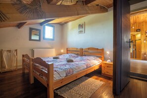3 bedrooms, iron/ironing board, WiFi, bed sheets - Le Refuge Provençal Nijonyas (Malaucène)