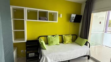 Studio, Multiple Bedrooms, Accessible, Smoking