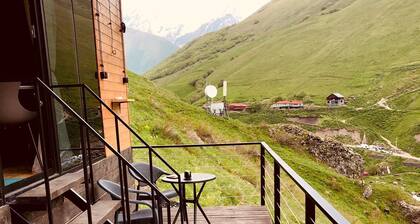 HIKING Cottage