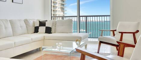 スマートテレビ