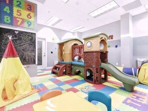 Children’s area - Newly Renovated 1BR APT with Pool, Gym, & WFH! (Miami)
