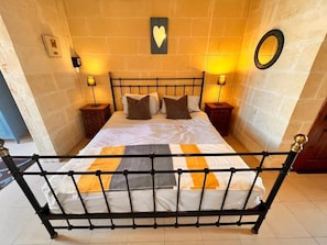3 chambres, fer et planche Ă repasser, lit parapluie, Wi-Fi gratuit