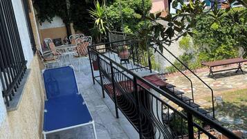 Vil·la, 3 dormitoris, fumadors, balcó | Balcó