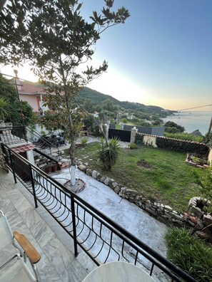 Villa, 3 Bedrooms, Smoking, Balcony | Balcony