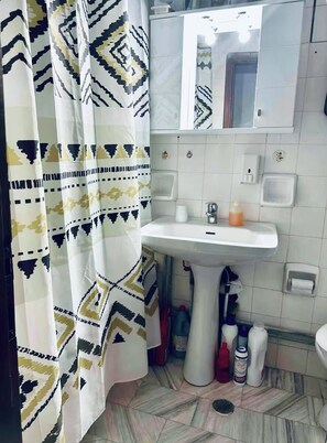 Villa, 3 Schlafzimmer, Raucher, Balkon | Badezimmer
