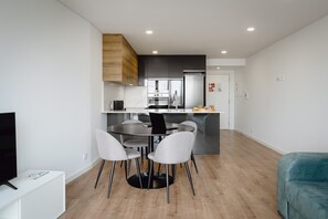 Apartment | Private kitchen - Feel Porto Lapa Collection Flat 01 (Porto)