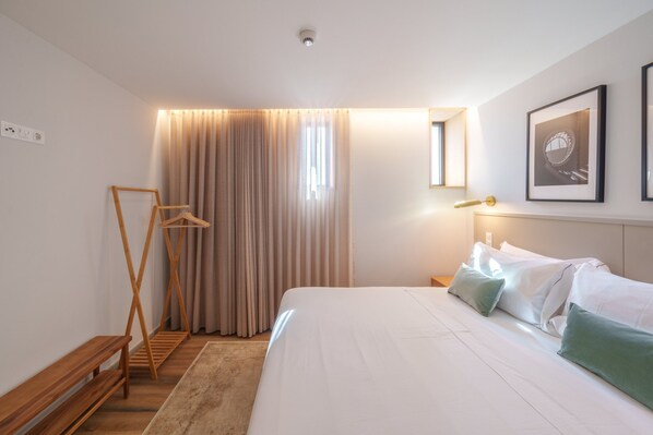 Appartement | 5 chambres, fer et planche à repasser