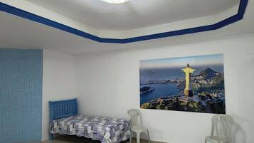 3 bedrooms, WiFi, bed sheets, wheelchair access