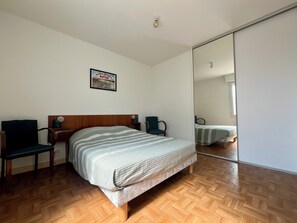 3 slaapkamers, een strijkplank/strijkijzer