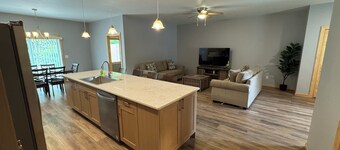 New Construction 3-Bedroom Townhome minutes from Fish Creek and Egg Harbor
