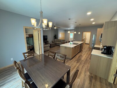 Modern New 3-Bedroom Townhome – Just Minutes to Fish Creek & Egg Harbor!