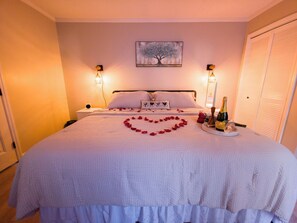 4 chambres, bureau, fer et planche Ă repasser, lit parapluie