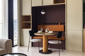 Dining - Deluxe Studio with Balcony Full Burj Khalifa View (Dubai)