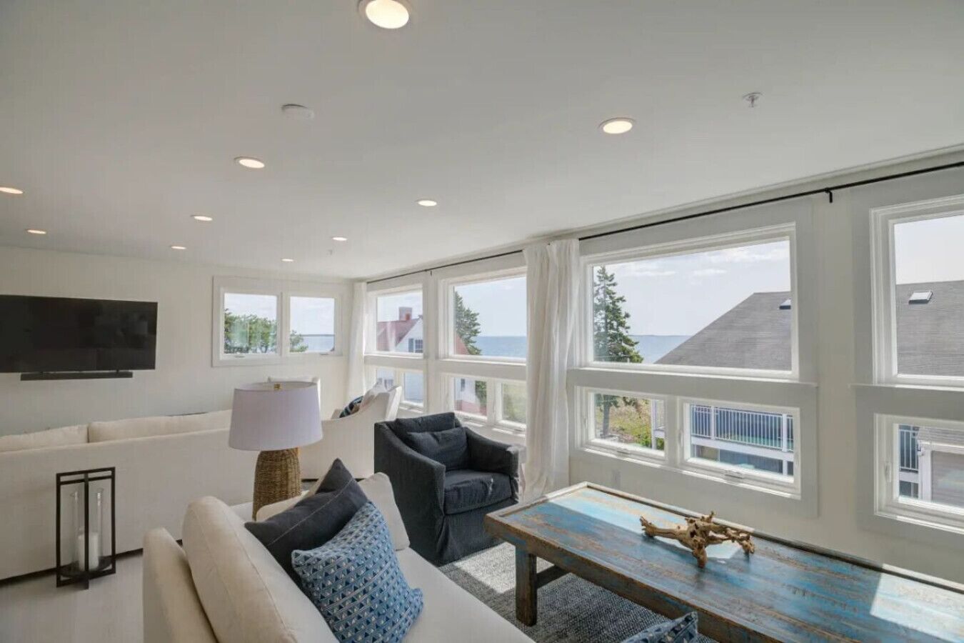 リビング エリア