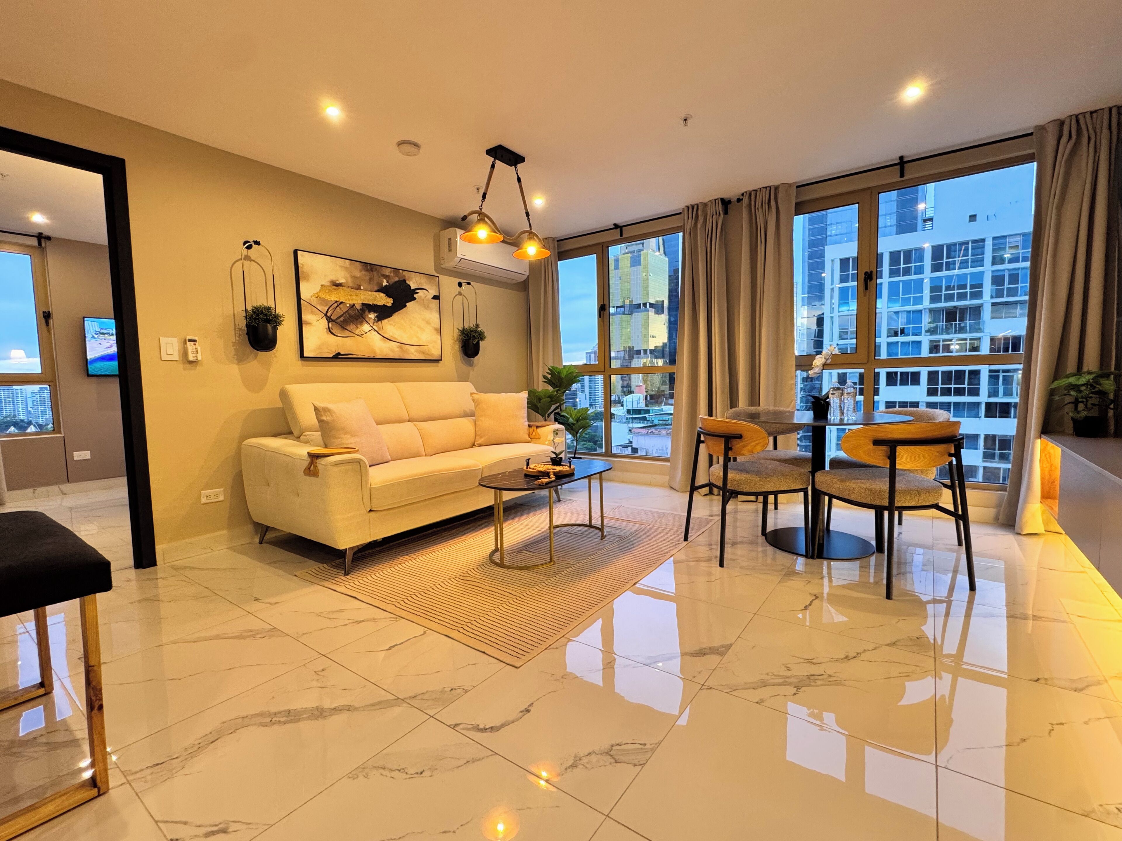 Apartamento (14D) | Comedor