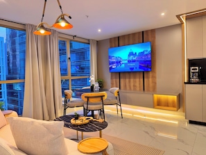 Apartment (14D) | Living area