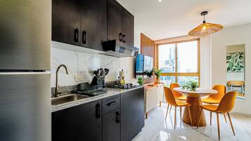 Apartment (11F) | Eigene Küche