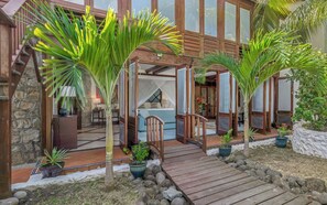 Exterior - Beach House (St. George's)
