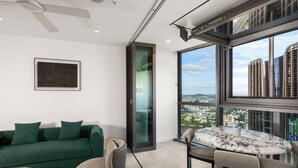 TV - Queen's Wharf Brisbane The Star Luxurious 1 Bed (Brisbane City)