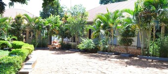 Kamfart Safari Lodge