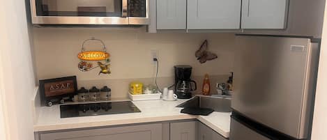 Microwave, stovetop