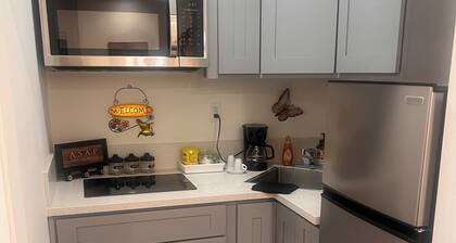 Detached Casita studio charming Perris