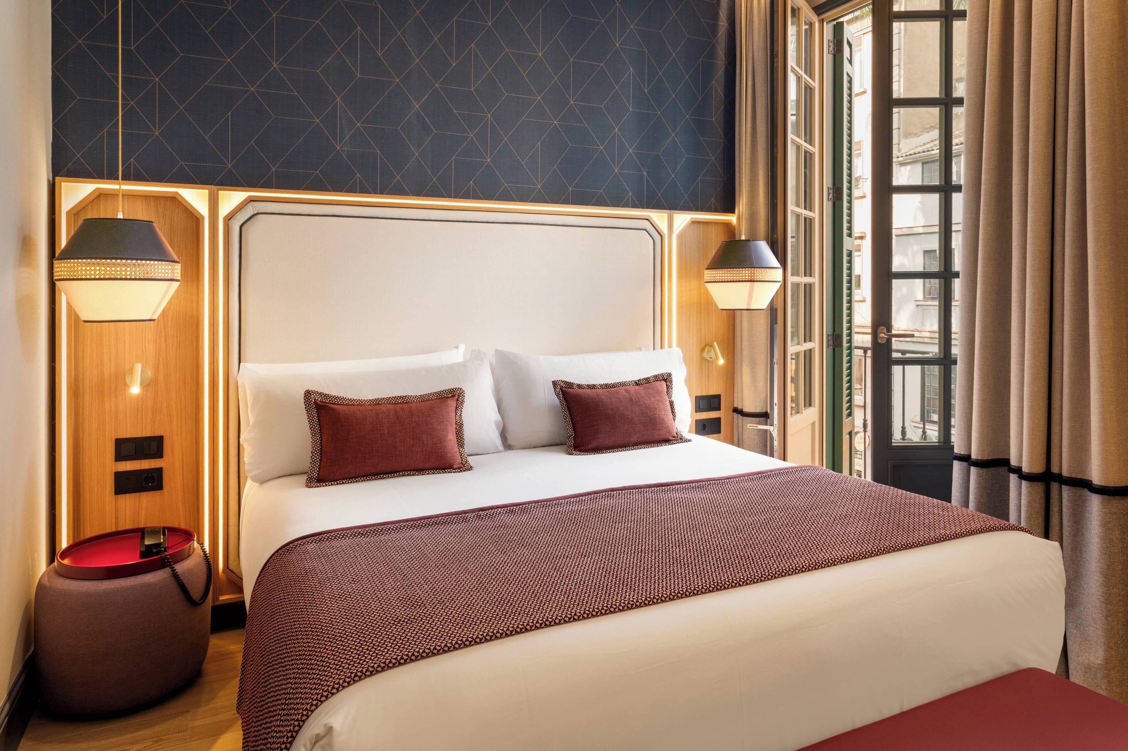 In-room safe, soundproofing