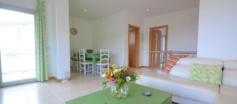 Vision - Ocean View in Nazar