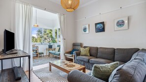 TV connectée, cheminée