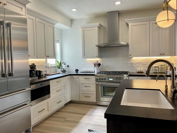 Microwave, oven, stovetop, dishwasher