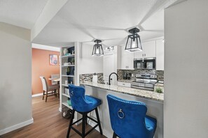 Fridge, microwave, oven, stovetop - Cozy 2-bedroom, 2-bath condo in welcoming Fort Worth w/ AC, WiFi - 30+ Day Stay (Fort Worth)