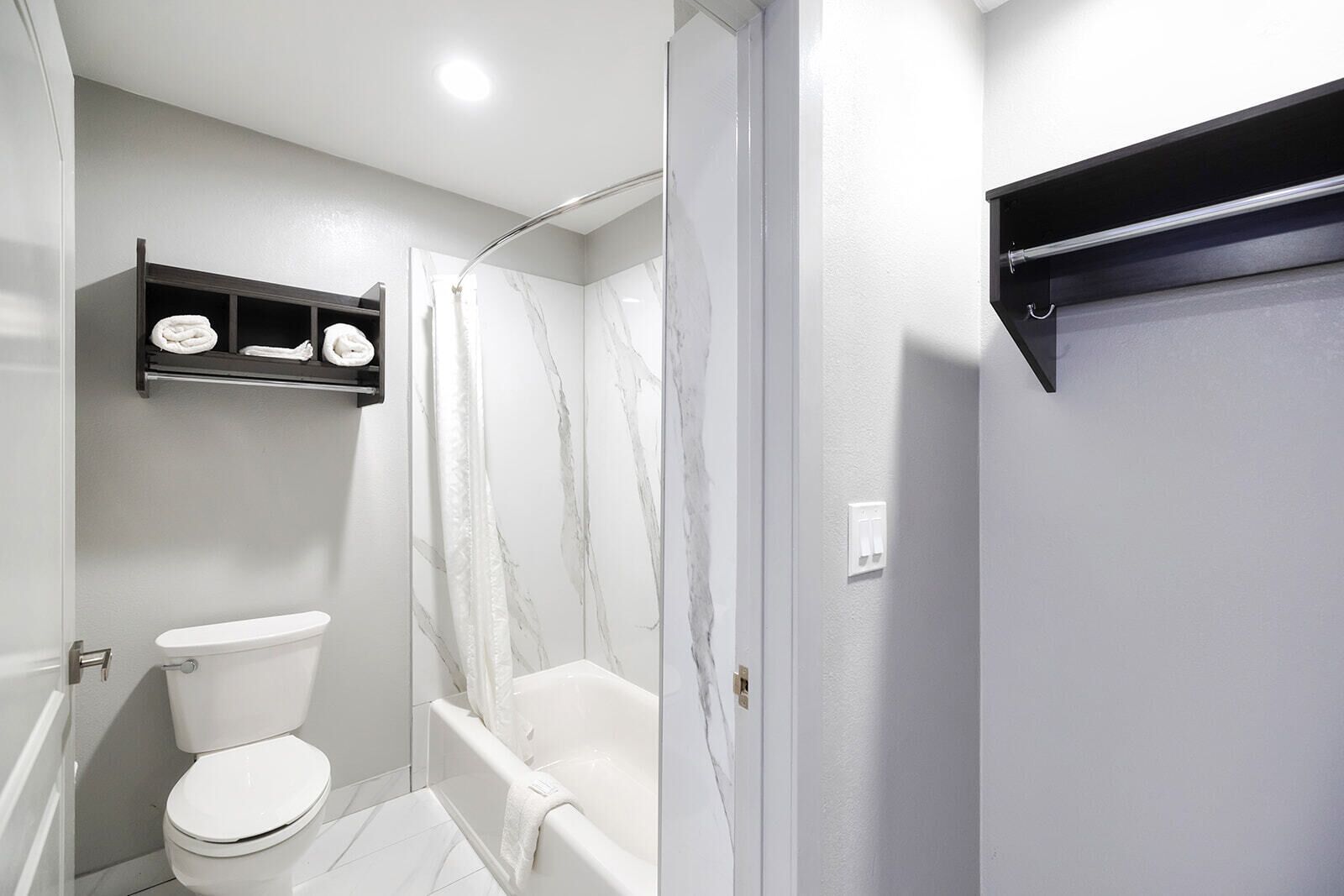 Photo - Downtowner Inns - Houston Downtown & Convention Center