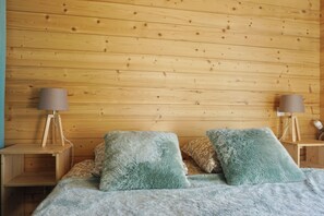 6 bedrooms, WiFi