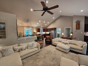 TV connectée, cheminée