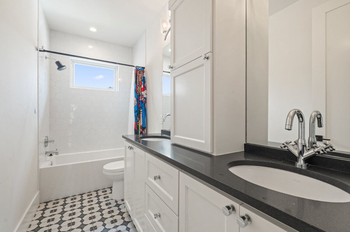 Photo 13 of Modern Luxury Retreat in Tarrytown- Minutes from Downtown Austin