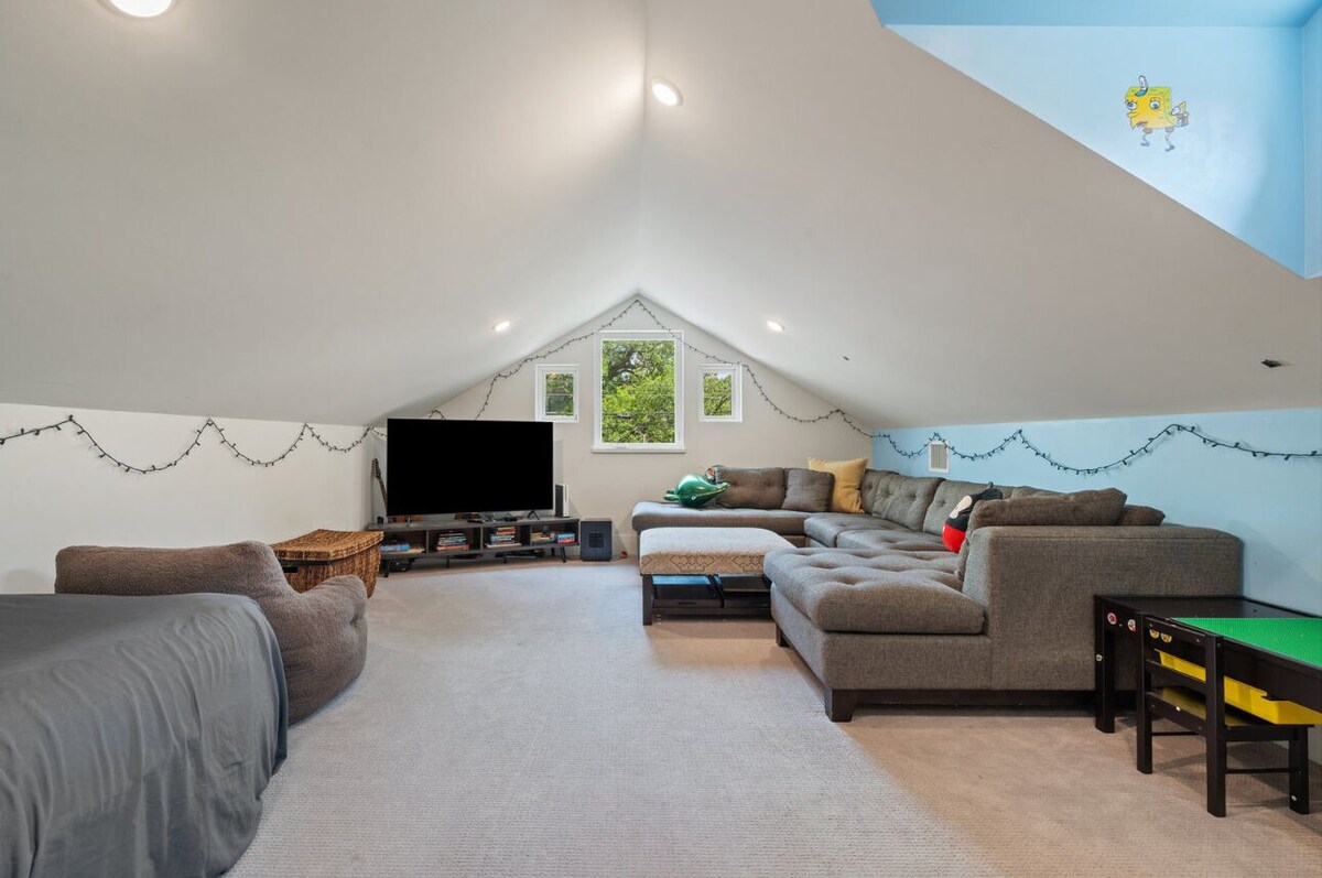 Photo 14 of Modern Luxury Retreat in Tarrytown- Minutes from Downtown Austin