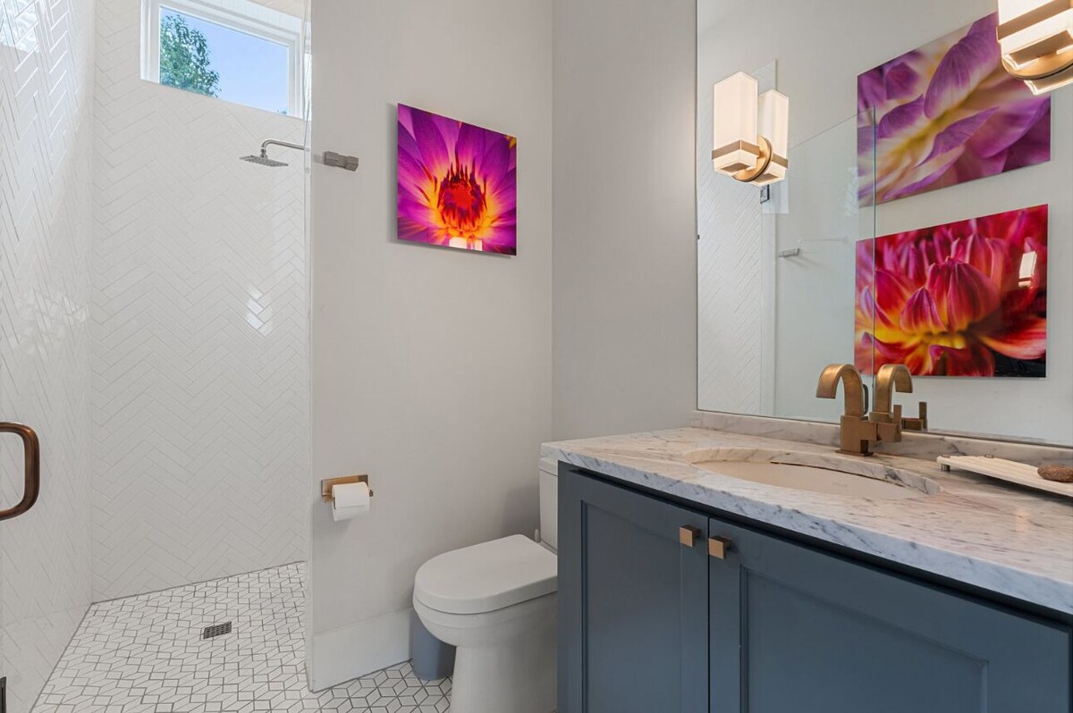 Photo 6 of Modern Luxury Retreat in Tarrytown- Minutes from Downtown Austin