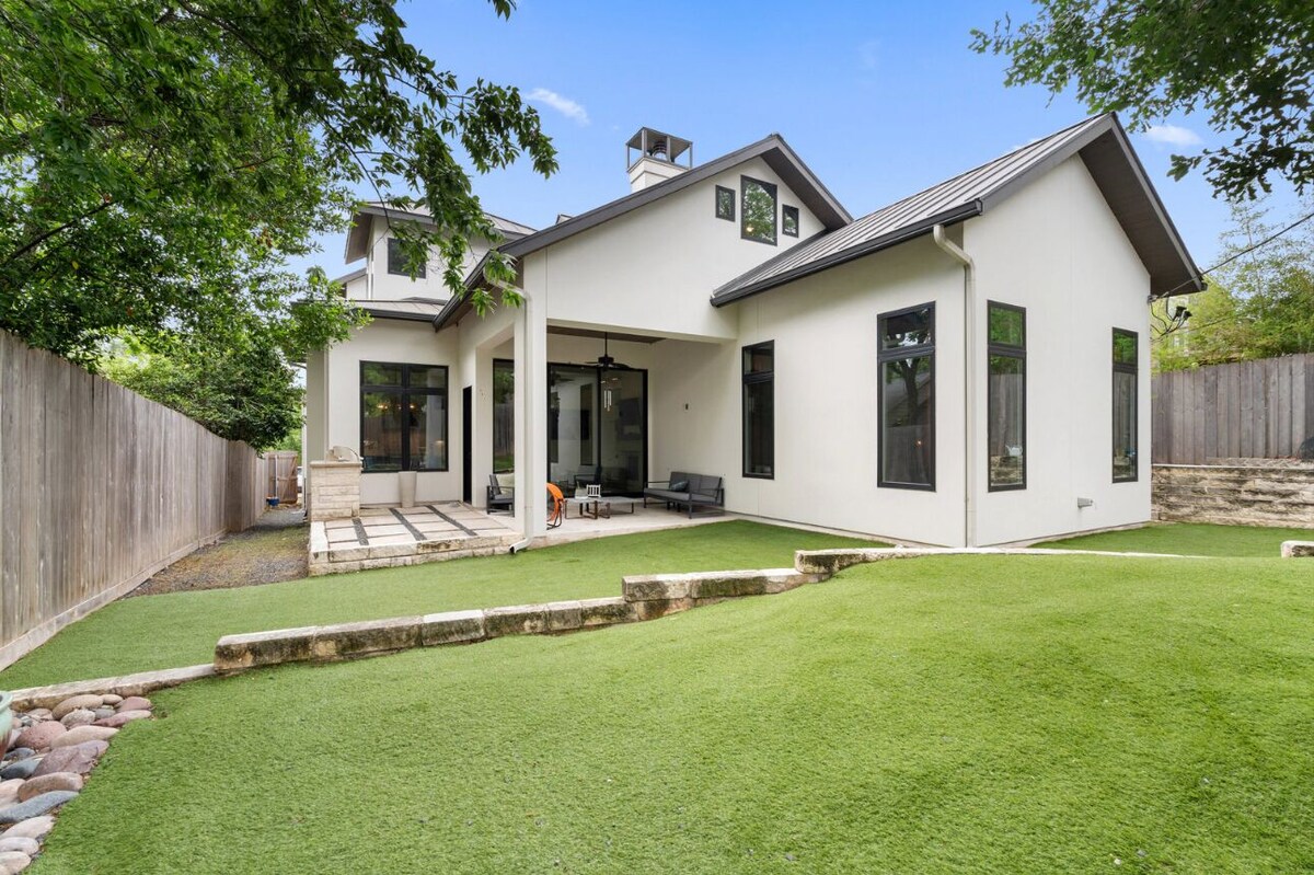 Photo 18 of Modern Luxury Retreat in Tarrytown- Minutes from Downtown Austin