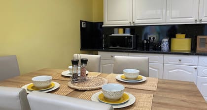 Groups&family Friendly - Garden & Free Parking