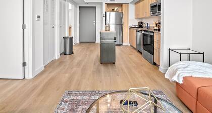 Welcome to our cozy 1-bedroom apartment in the Med District. Lone Star Retreat