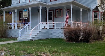 Greyhouse B & B Experience