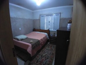 4 soverom, strykejern/-brett, wi-fi og sengetøy