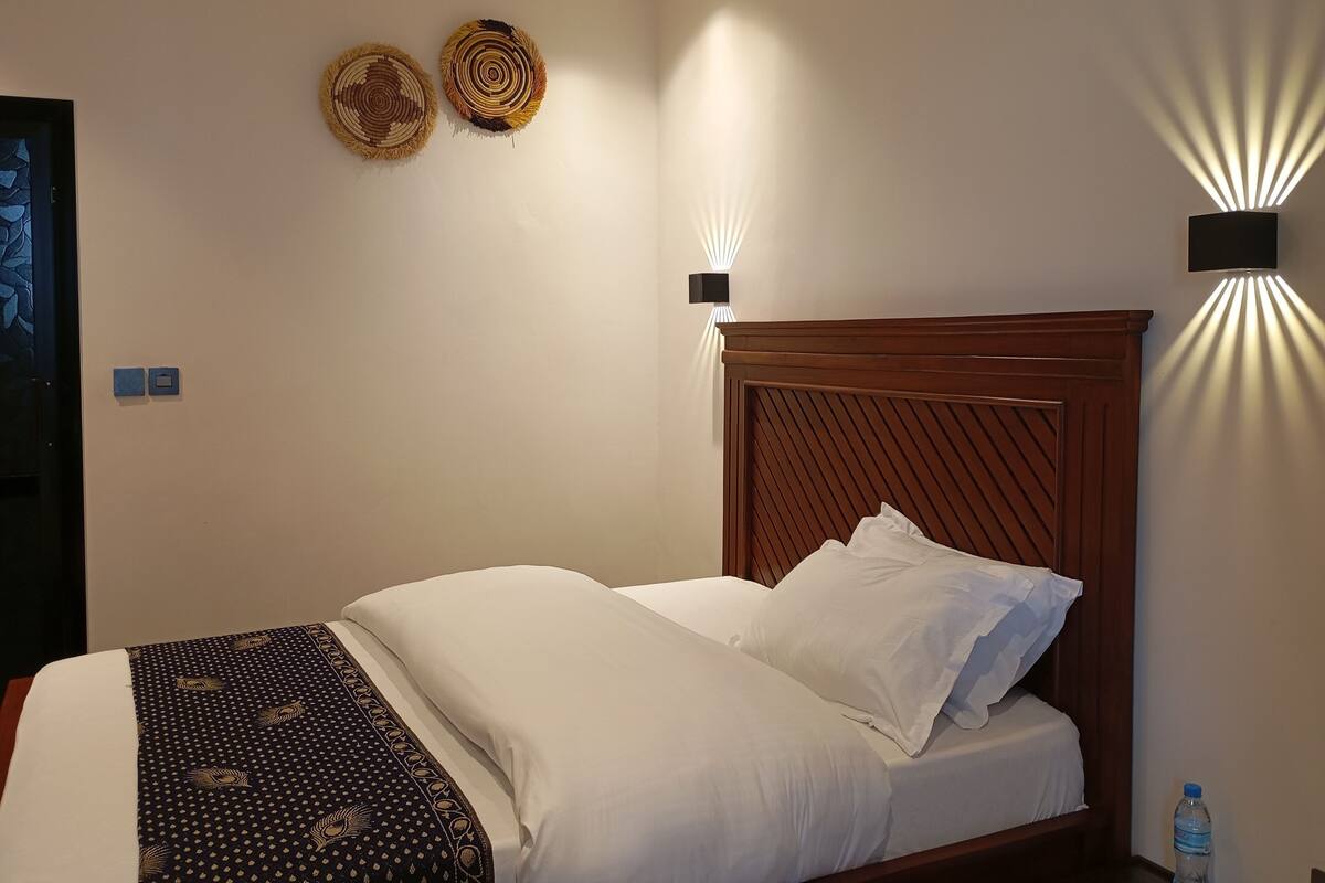 Double Room, Housekeeping | Iron/ironing board (on request), WiFi (free), individually decorated