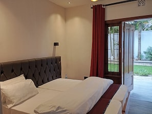 Habitación con 1 cama matrimonial o 2 individuales, servicio de limpieza | Decoración personalizada y muebles diferentes 