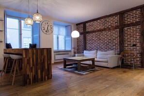 Interior - DICTUMFACTUM Modern Apartment Viru Gates (Tallinn)