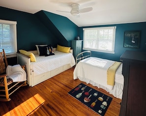 3 chambres, bureau, fer et planche à repasser, Wi-Fi gratuit