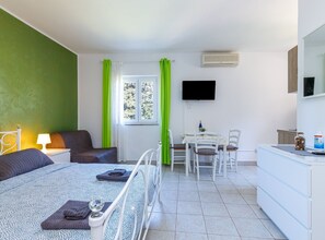 1 bedroom, Internet, bed sheets