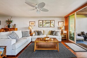 Condo, Multiple Beds (Keauhou Kona Surf & Racquet Club#1-10) | Living area