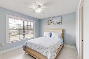 2 bedrooms, Internet, bed sheets